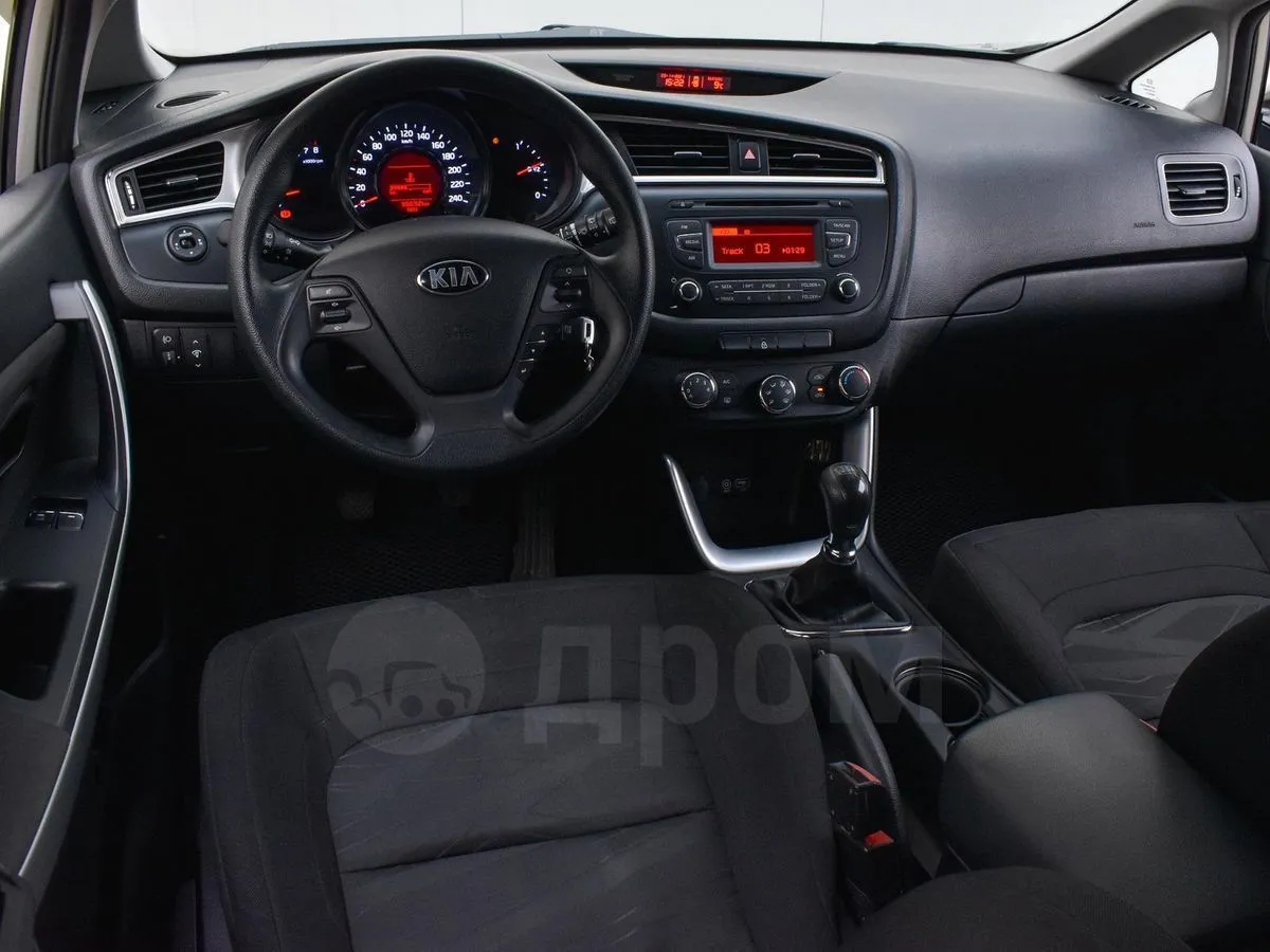 Kia Ceed Image 2